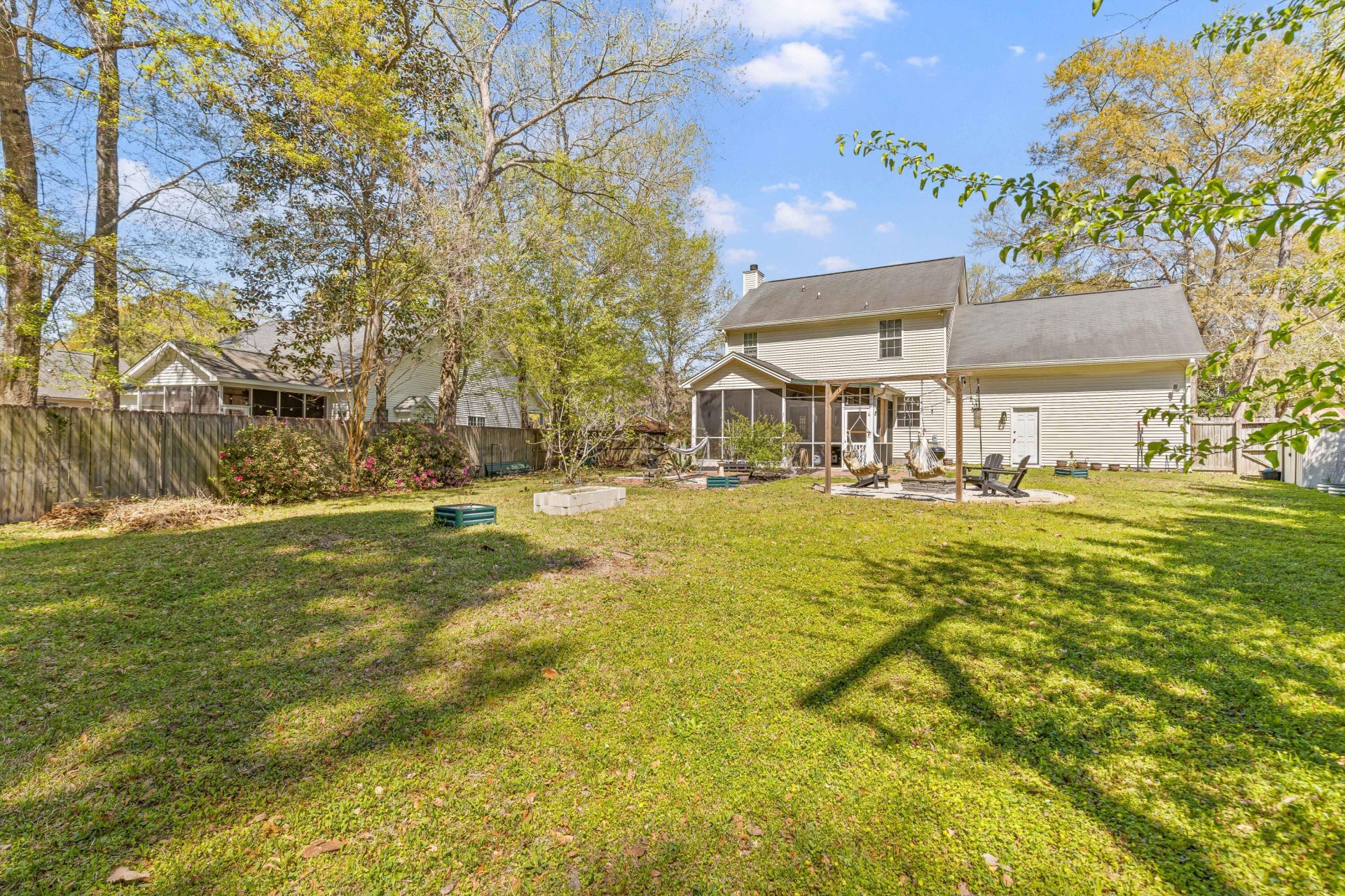 800 Essex Drive Photo 26