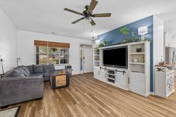 800 Essex Drive photo 4