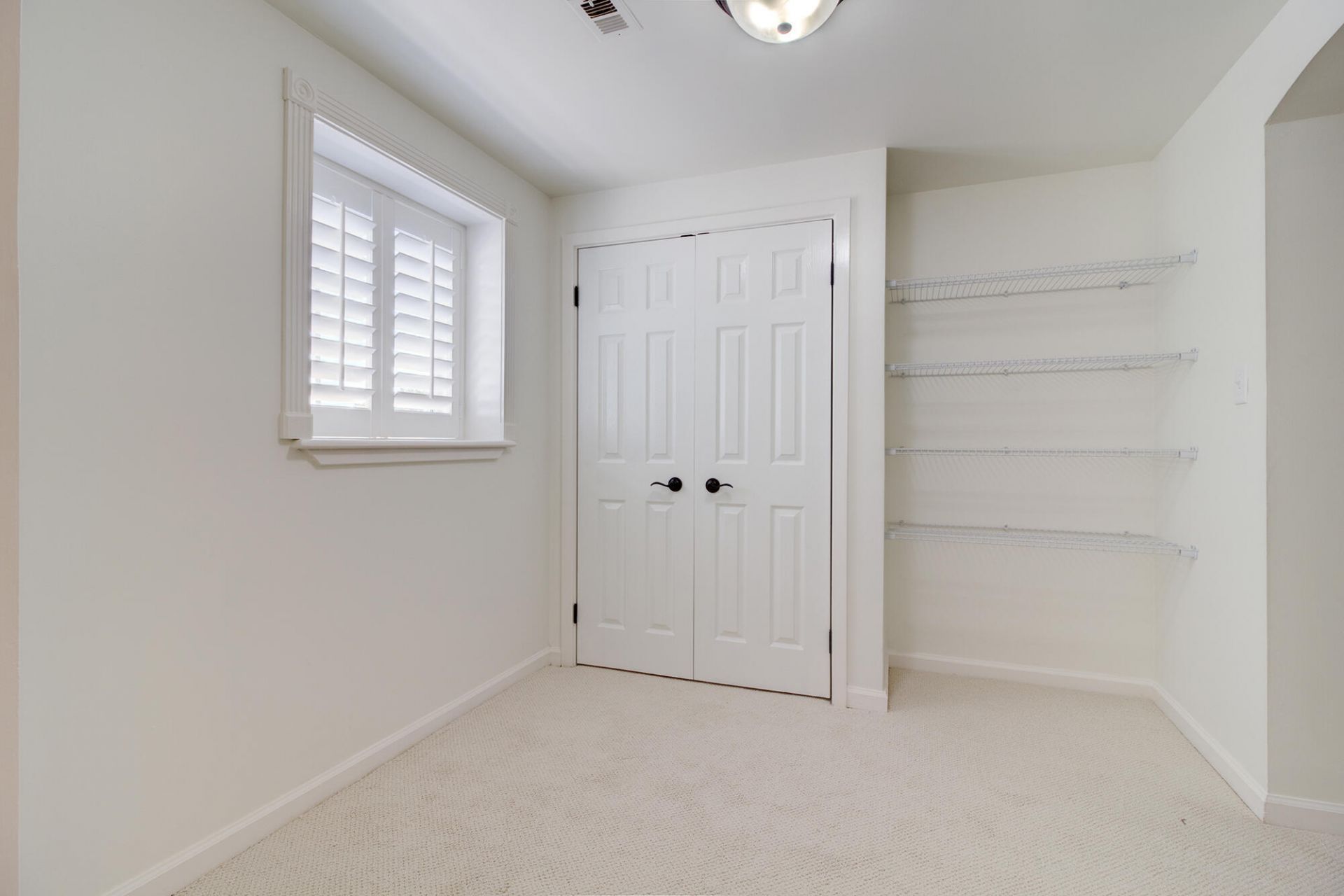 55 Ashley Avenue Photo 13