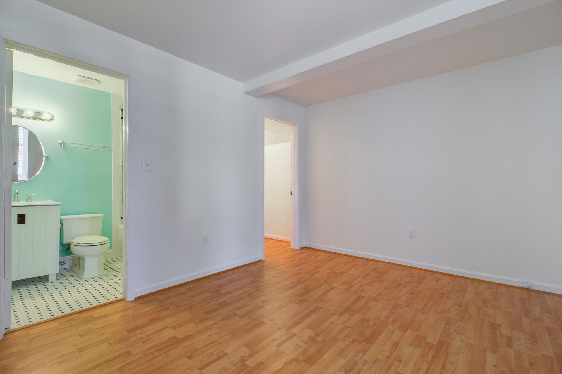 55 Ashley Avenue Photo 15