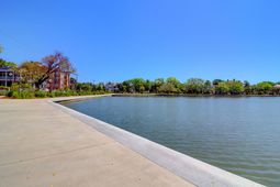 55 Ashley Avenue photo 4