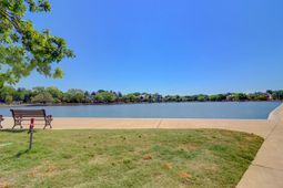 55 Ashley Avenue photo 4