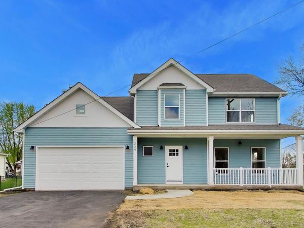 239 Parker Avenue, Aurora, IL 60505