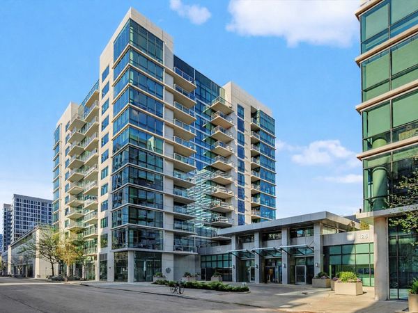 123 S Green Street , Unit 702B, Chicago, IL 60607