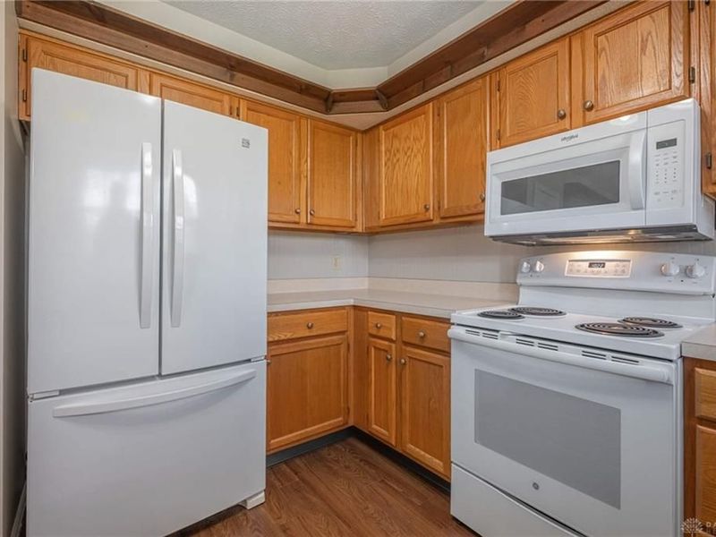 482 Meadowview Court, Vandalia, OH 45377 Photo 10