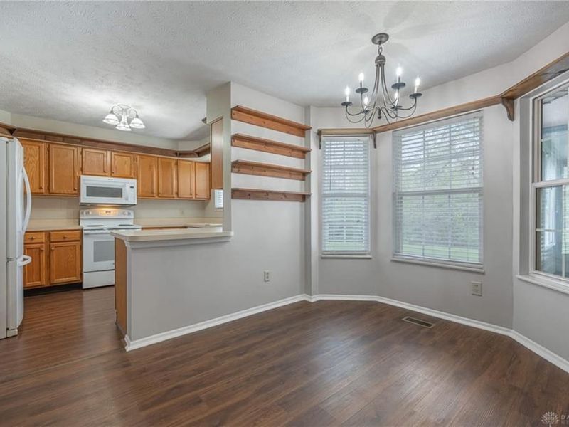 482 Meadowview Court, Vandalia, OH 45377 Photo 13