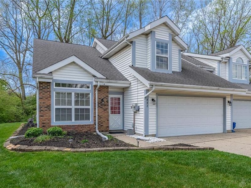 482 Meadowview Court, Vandalia, OH 45377 Photo 2