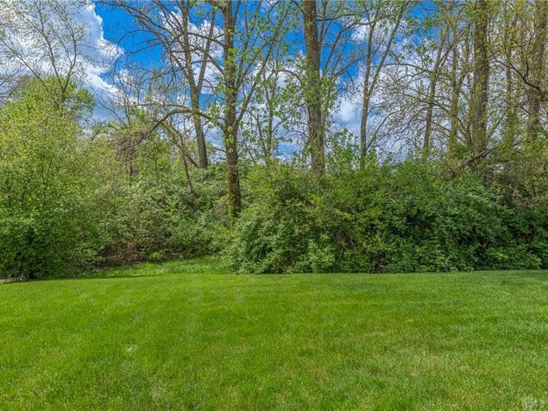 482 Meadowview Court, Vandalia, OH 45377 Photo 33