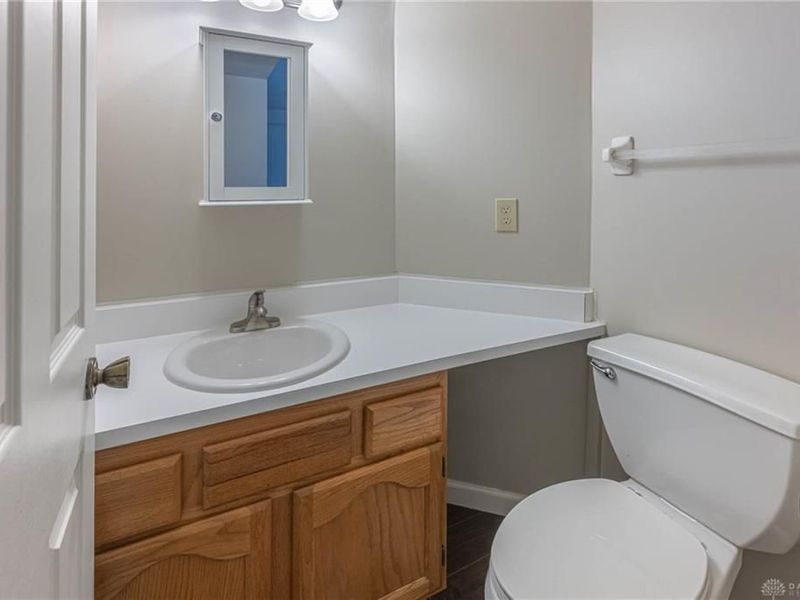 482 Meadowview Court, Vandalia, OH 45377 Photo 7