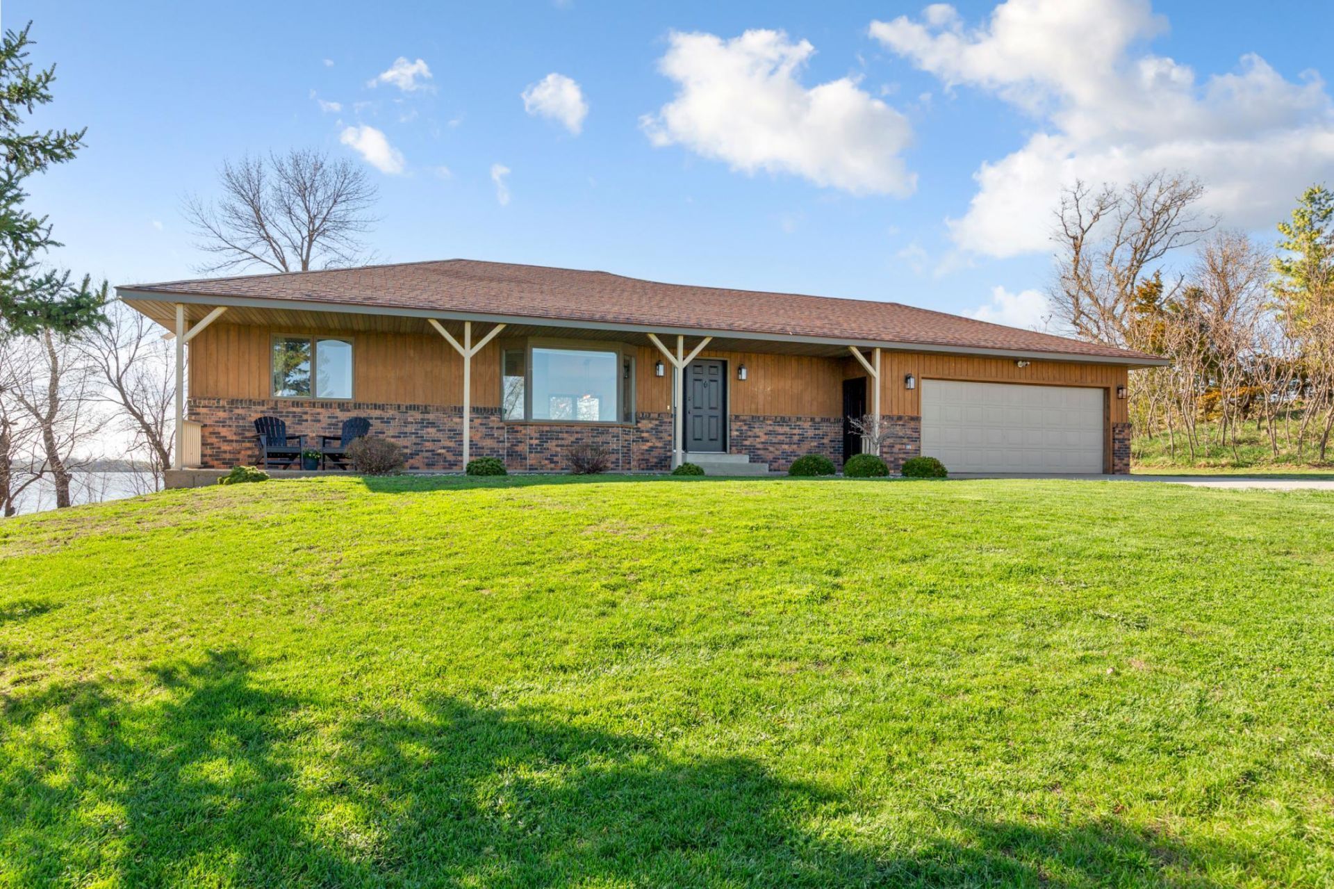 42293 E Elysian Lake Road, Janesville, MN 56048