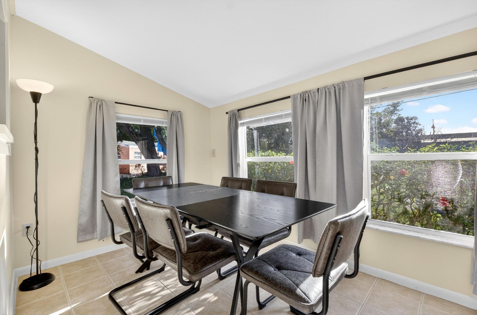 3107 Avenue F, Riviera Beach, FL 33404 Photo