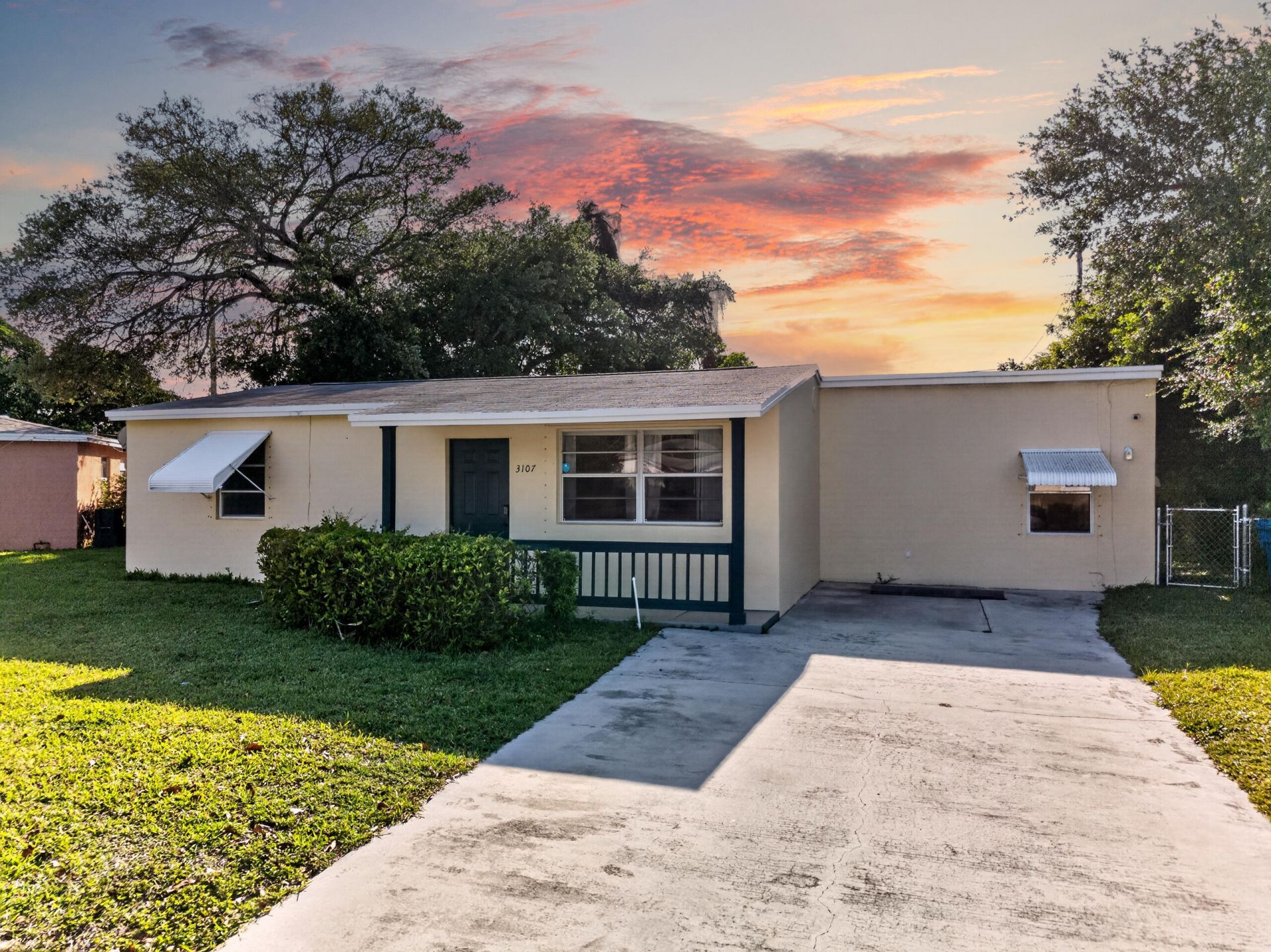 3107 Avenue F, Riviera Beach, FL 33404 Photo