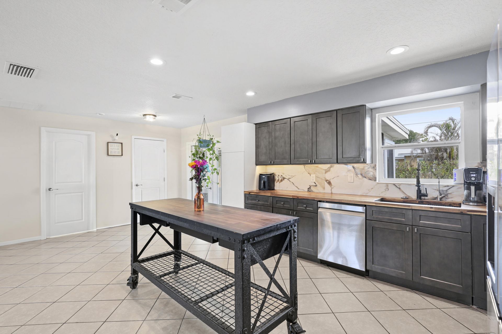 1741 SE Jackson Street, Stuart, FL 34997 Photo