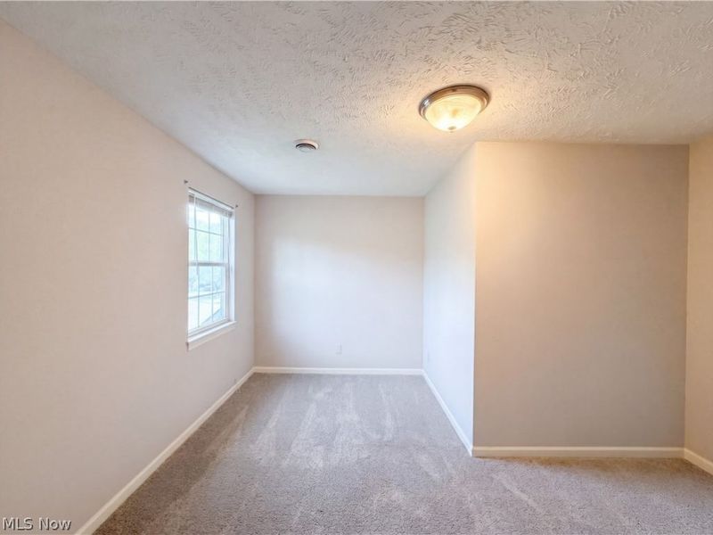 8757 Roberts Court, Olmsted Falls, OH 44138 Photo 12