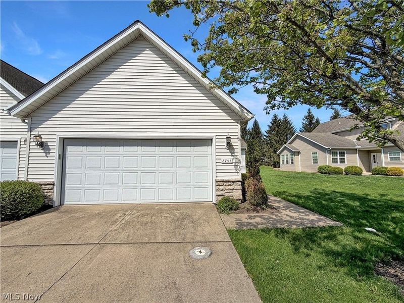 8757 Roberts Court, Olmsted Falls, OH 44138 Photo 7