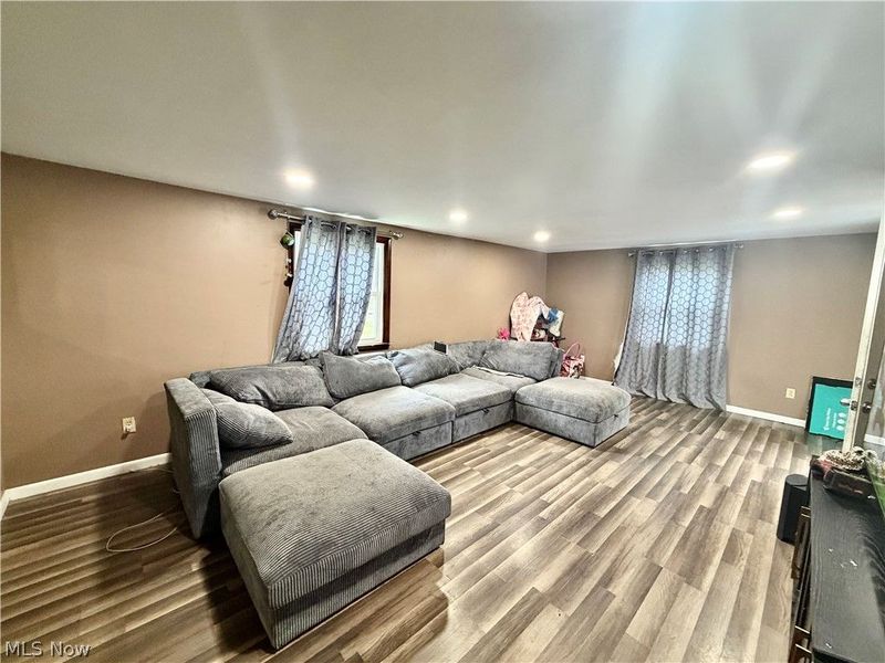 324 Bechtel Road, Leavittsburg, OH 44430 Photo 4