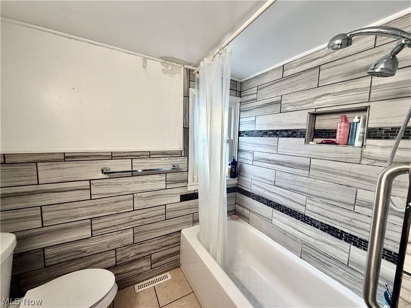 324 Bechtel Road, Leavittsburg, OH 44430 Photo 7