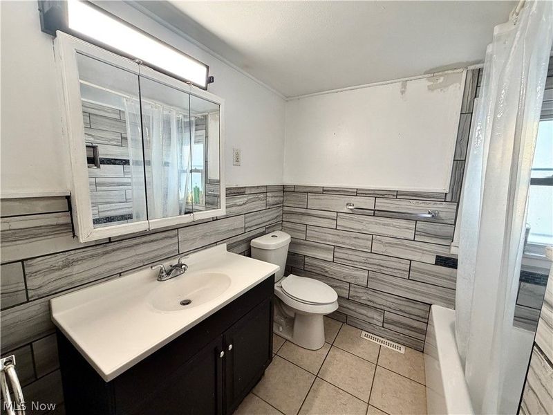 324 Bechtel Road, Leavittsburg, OH 44430 Photo 9