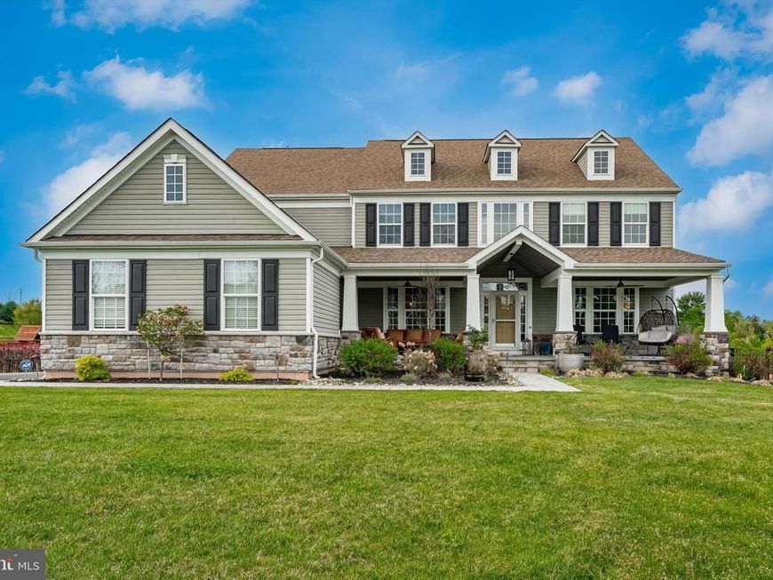 425 Mercer Drive, Downingtown, PA 19335 Main Photo