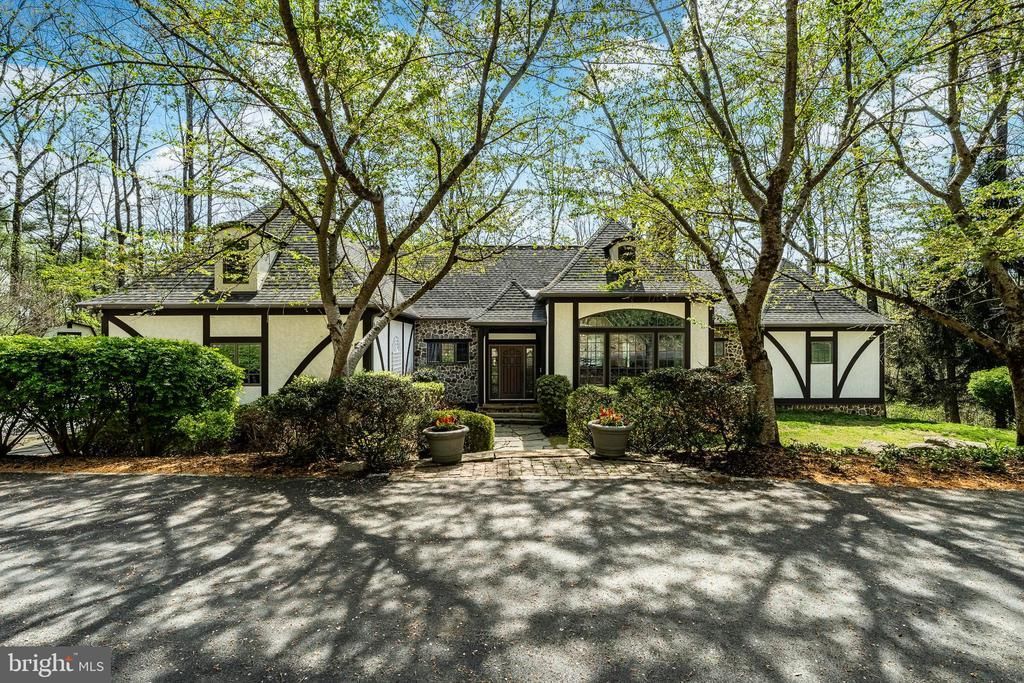 835 COUNTY PARK ROAD, POTTSTOWN, PA 19465