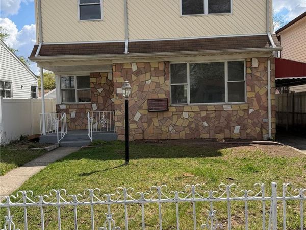 12815 235th Street , Rosedale, NY 11422