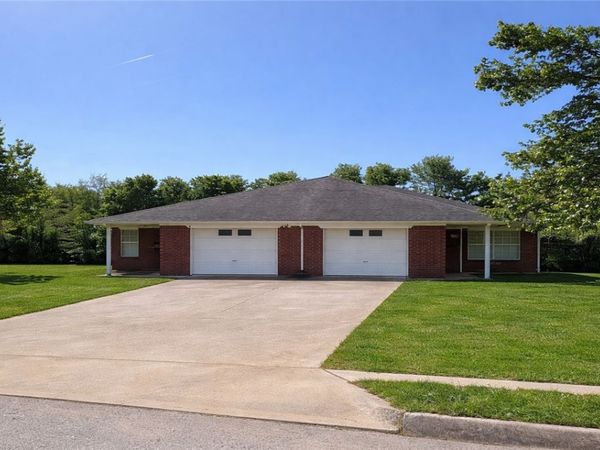 2717 E Braxton Avenue , Springdale, AR 72764