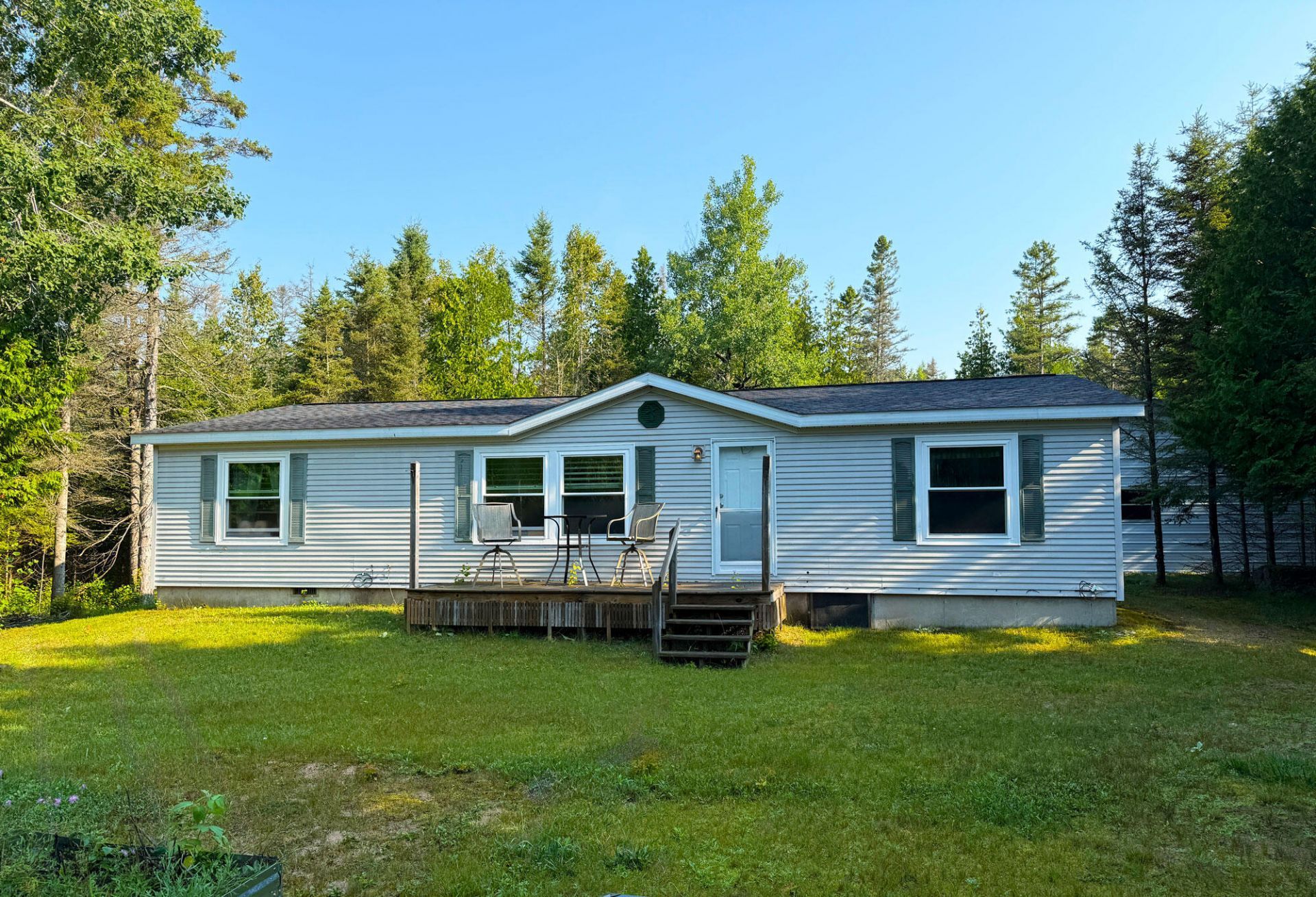 850 S Lakeside Rd, Cedarville, MI 49719 Main Photo