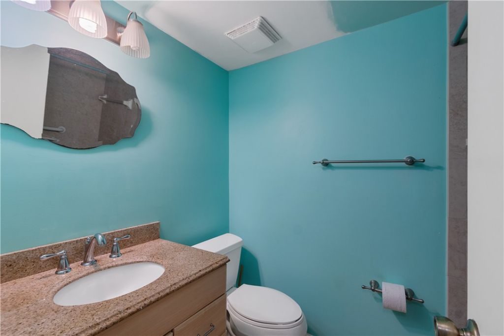 356 Grove Isle Circle, Unit 356, Vero Beach, FL 32962 Photo