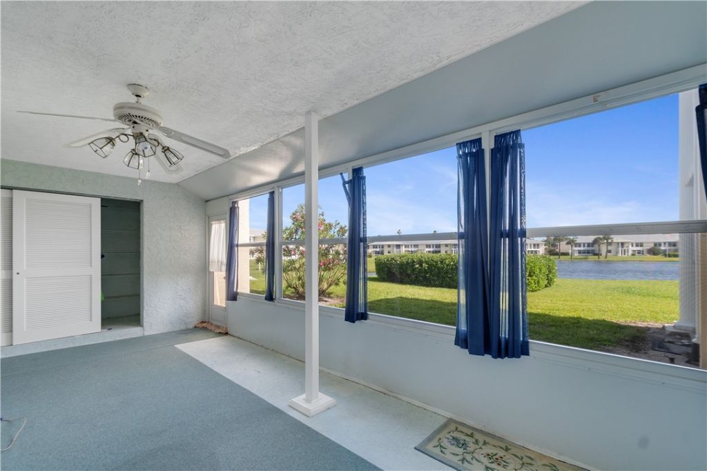 356 Grove Isle Circle, Unit 356, Vero Beach, FL 32962 Photo