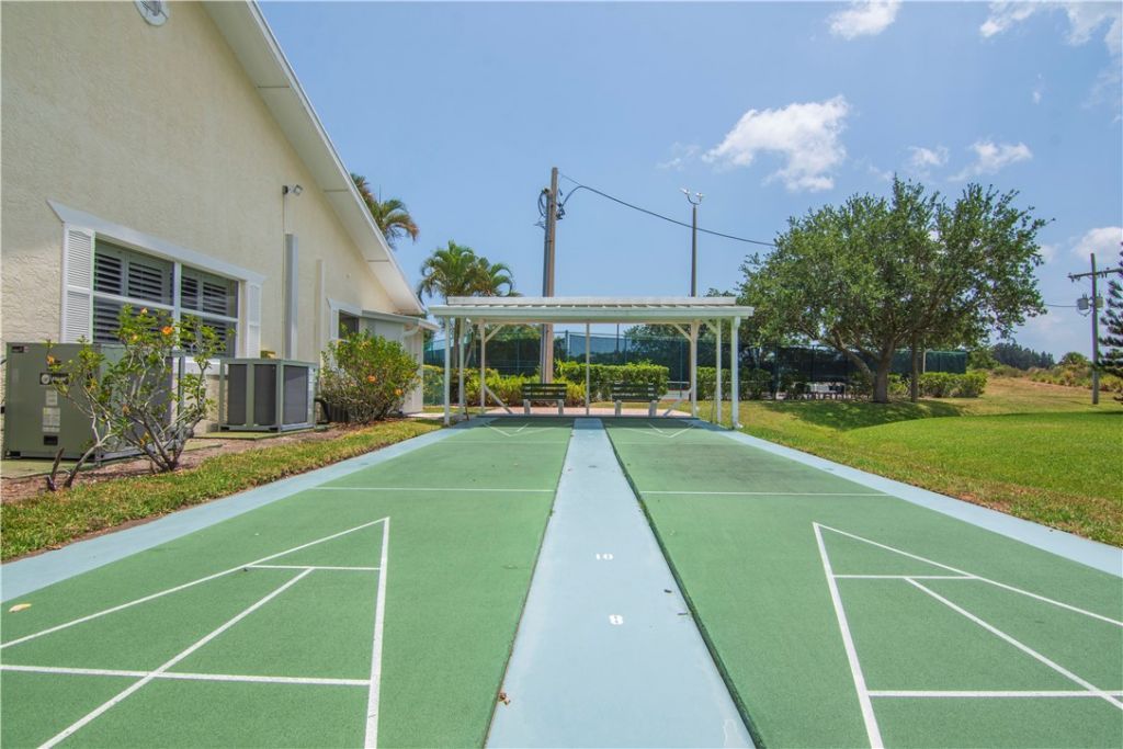 356 Grove Isle Circle, Unit 356, Vero Beach, FL 32962 Photo