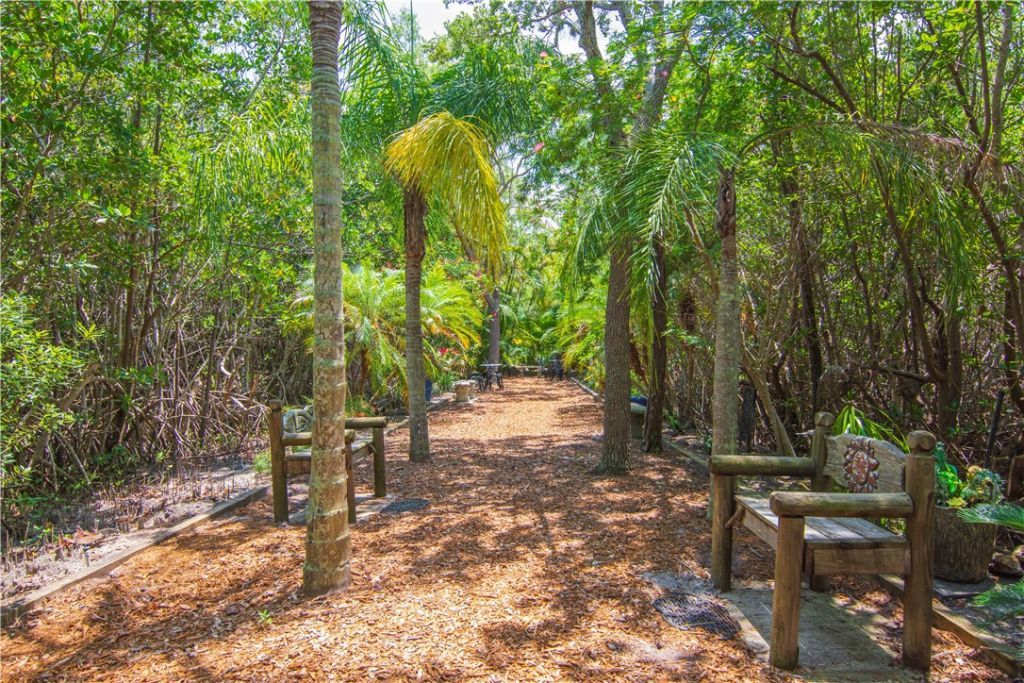 356 Grove Isle Circle, Unit 356, Vero Beach, FL 32962 Photo