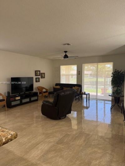 513 Live Oak Ln , Weston, FL 33327 Photo