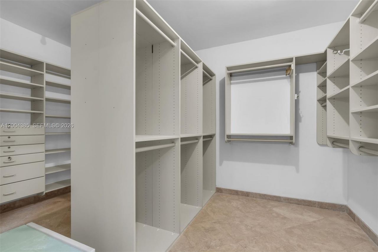 21150 E Point Pl , Unit 904, Aventura, FL 33180 Photo