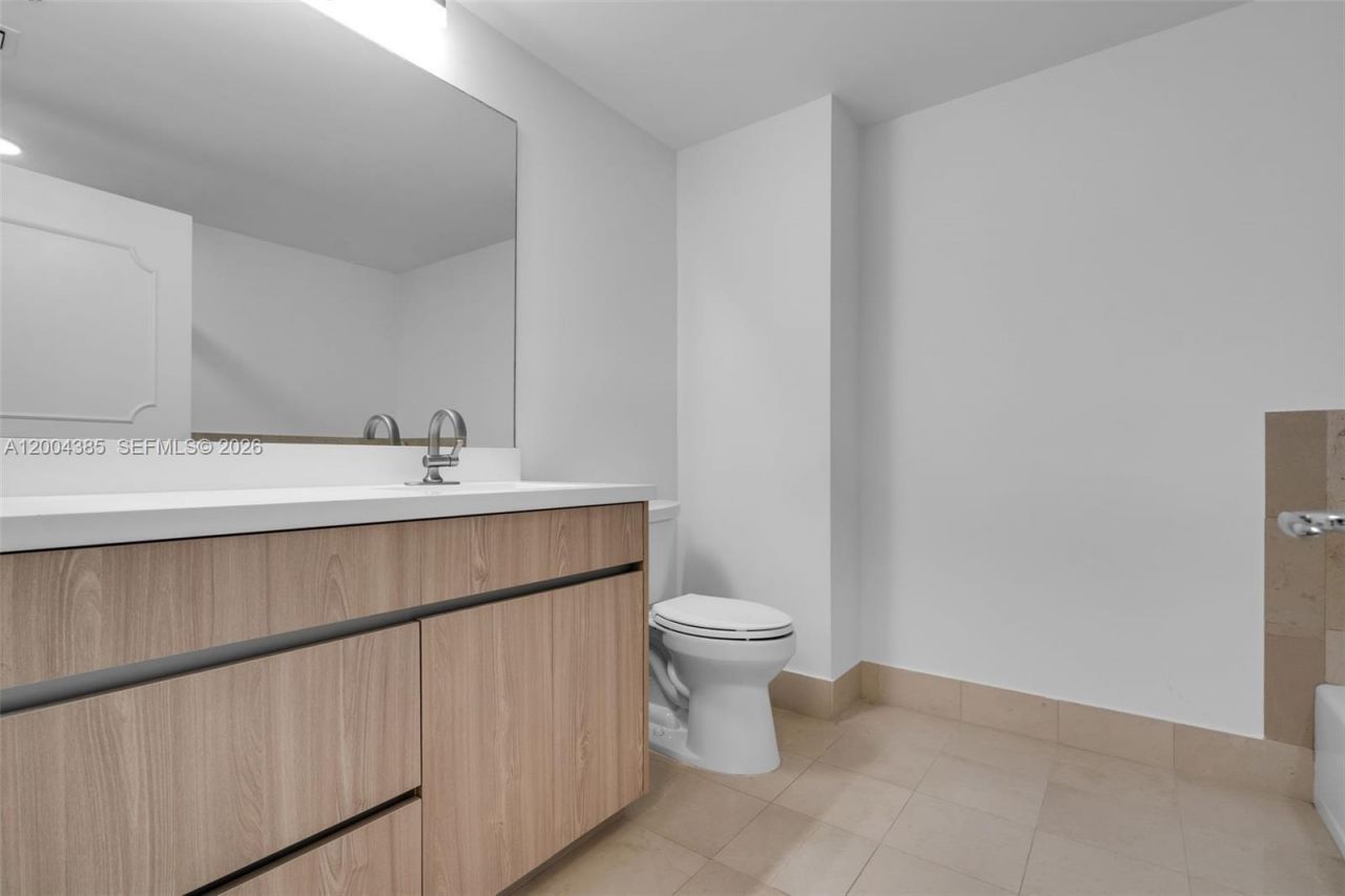 21150 E Point Pl , Unit 904, Aventura, FL 33180 Photo