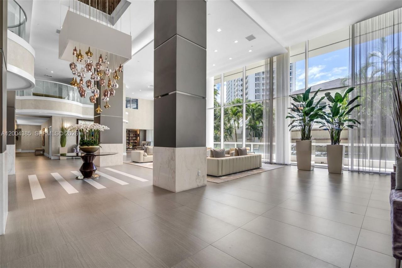 21150 E Point Pl , Unit 904, Aventura, FL 33180 Photo