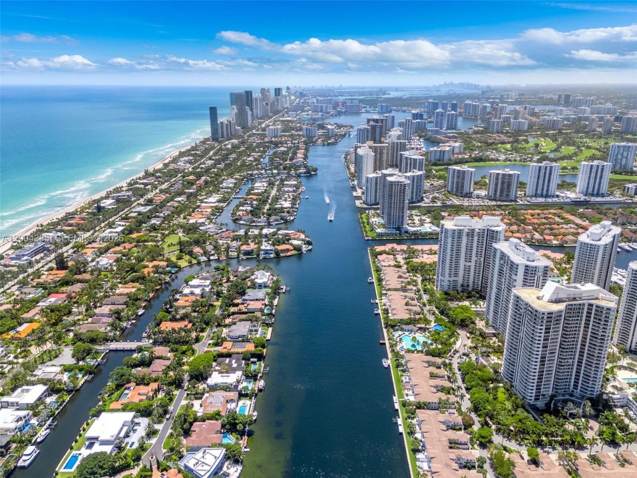 21150 E Point Pl , Unit 904, Aventura, FL 33180 Photo