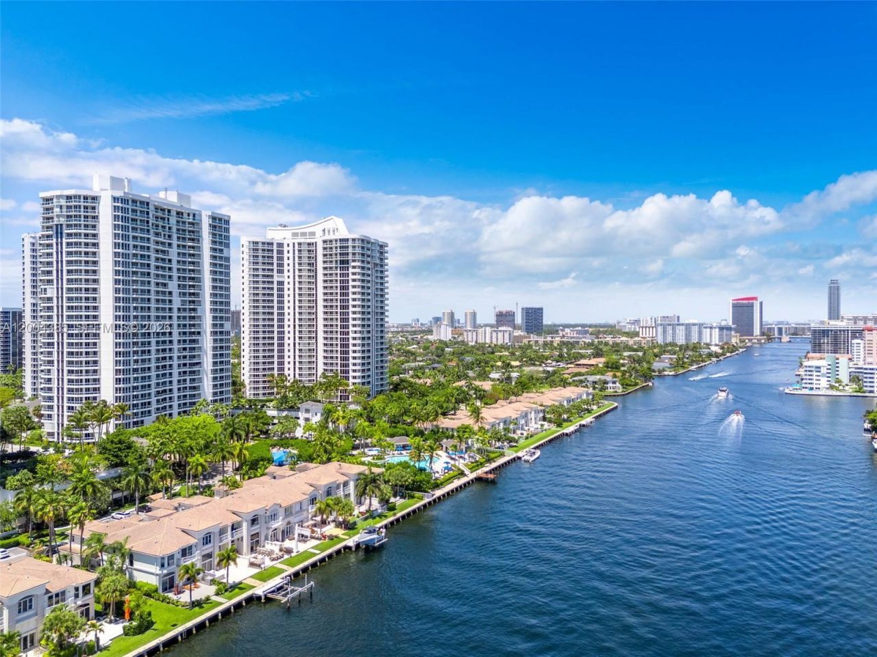 21150 E Point Pl , Unit 904, Aventura, FL 33180 Photo