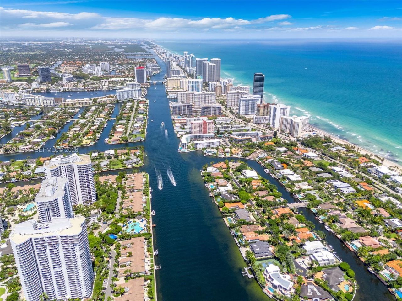 21150 E Point Pl , Unit 904, Aventura, FL 33180 Photo