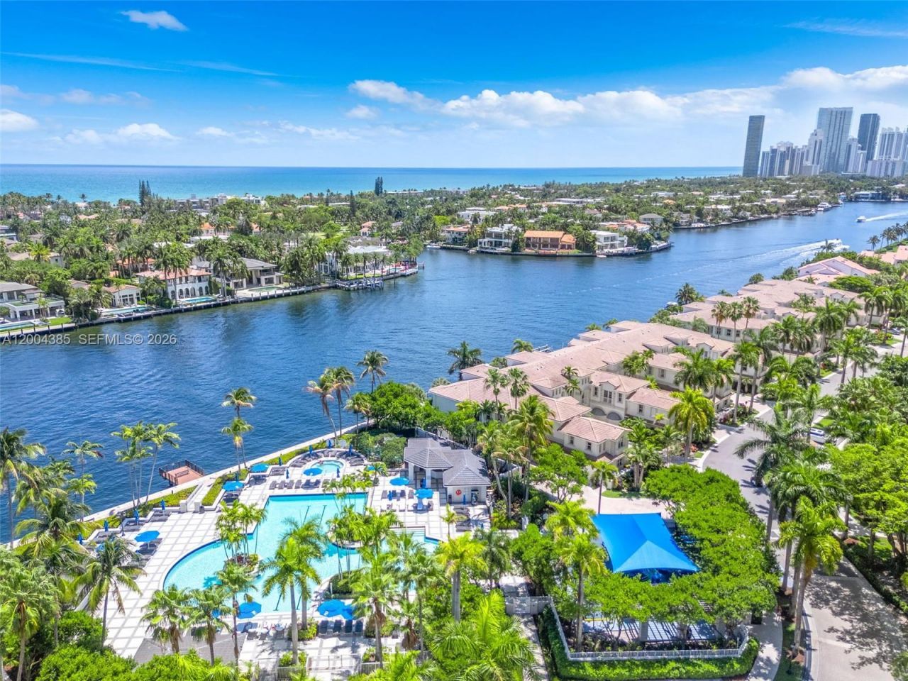 21150 E Point Pl , Unit 904, Aventura, FL 33180 Photo