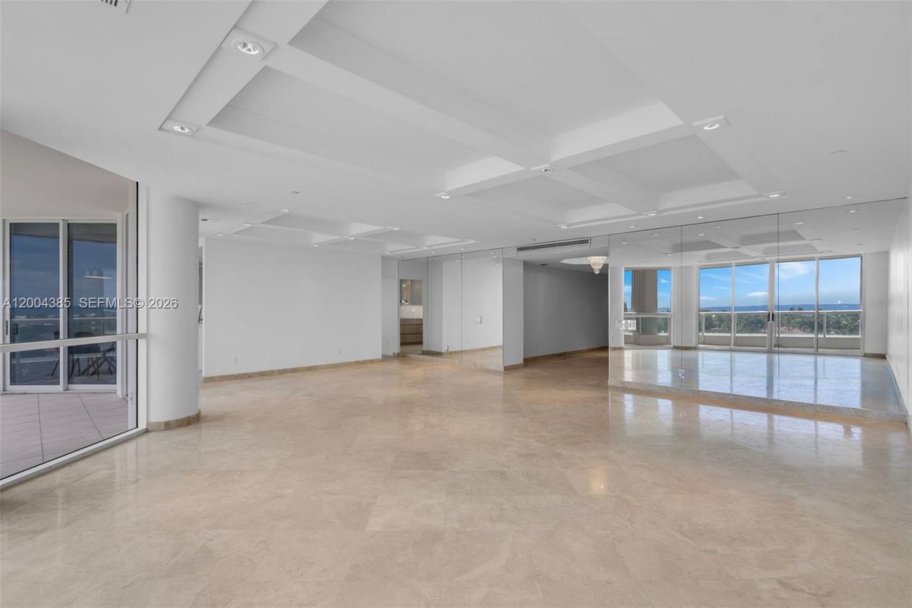 21150 E Point Pl , Unit 904, Aventura, FL 33180 Photo