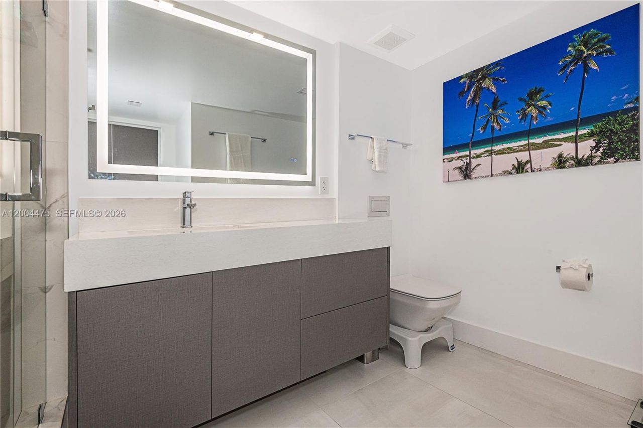 2301 Collins Ave , Unit 1440, Miami Beach, FL 33139 Photo