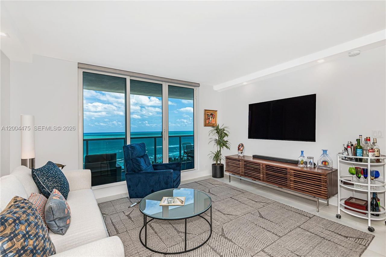 2301 Collins Ave , Unit 1440, Miami Beach, FL 33139 Photo