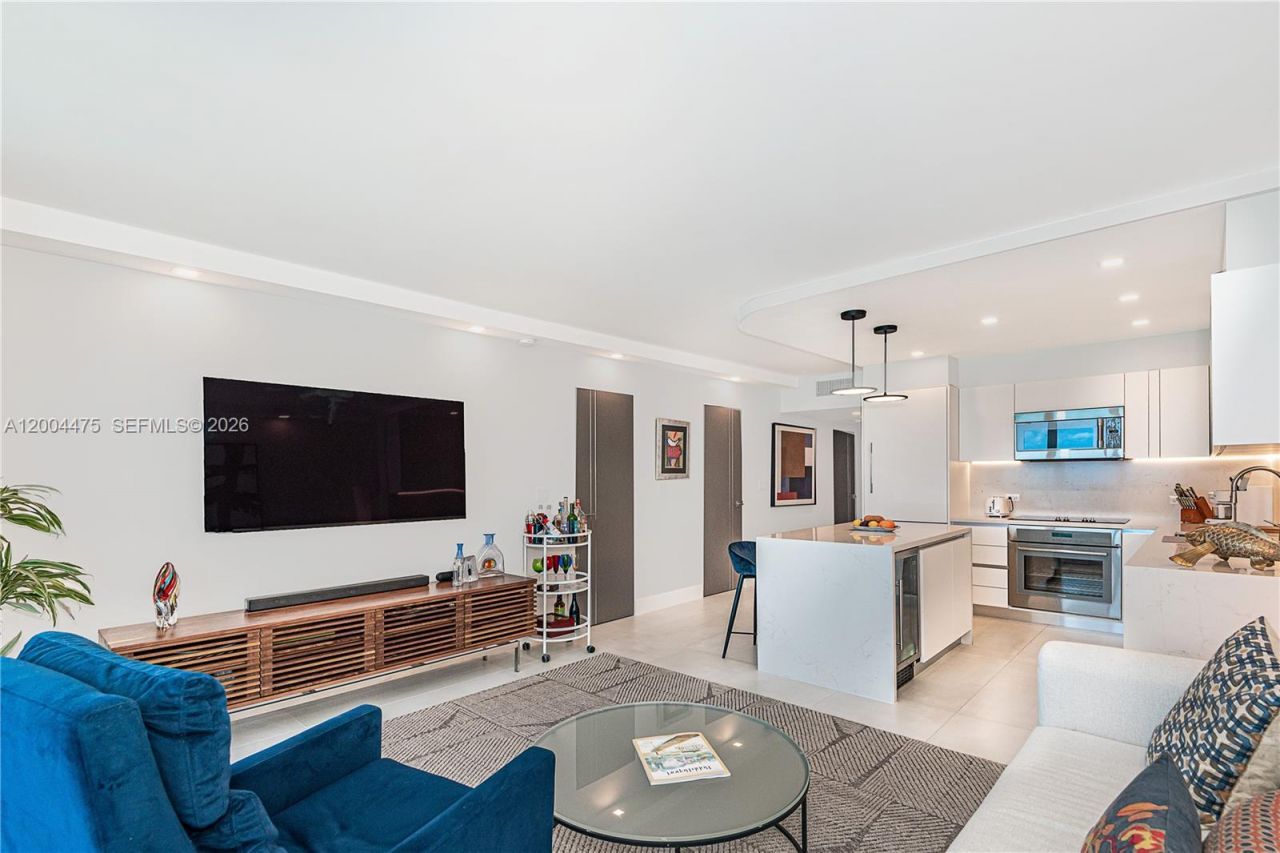 2301 Collins Ave , Unit 1440, Miami Beach, FL 33139 Photo