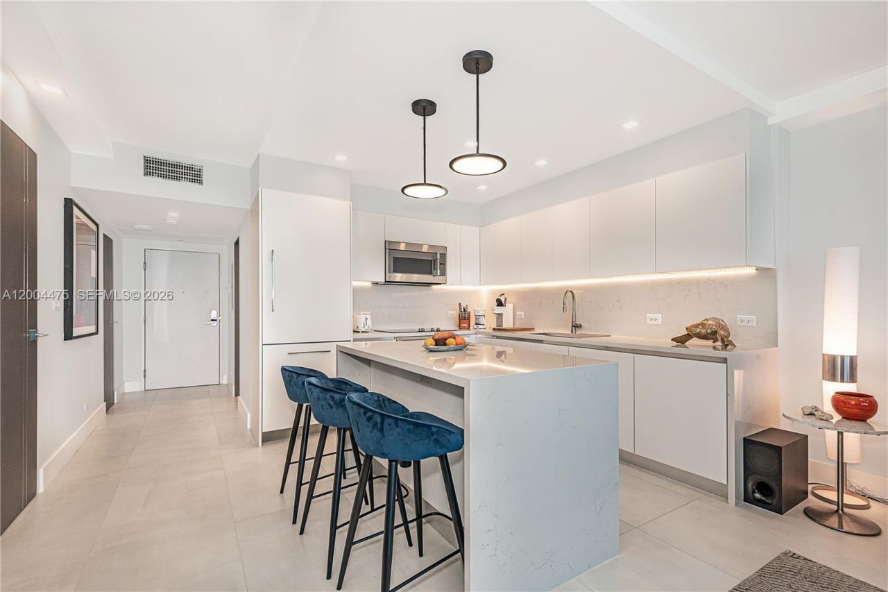 2301 Collins Ave , Unit 1440, Miami Beach, FL 33139 Photo