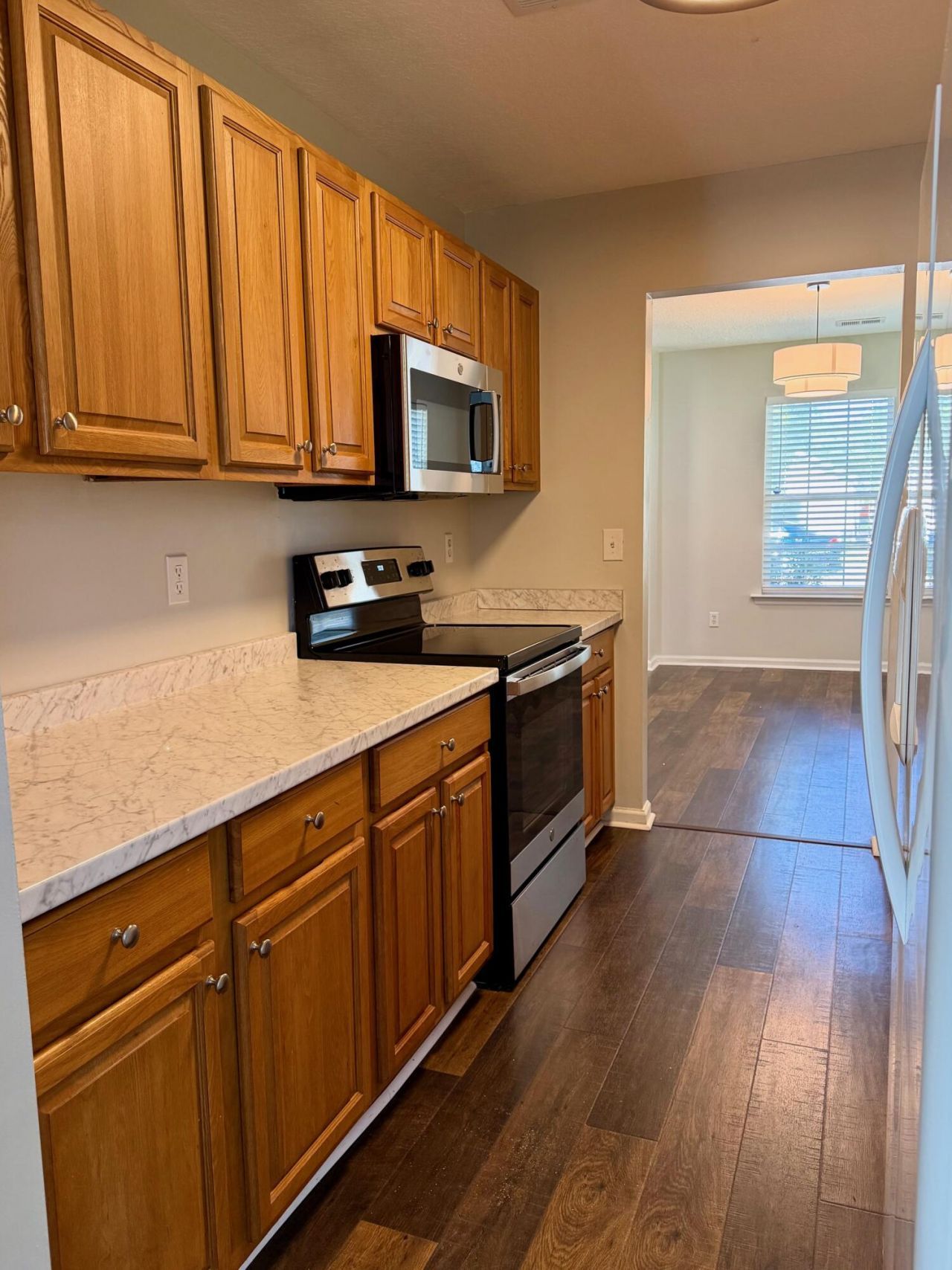 7840 Park Gate Drive Photo 7