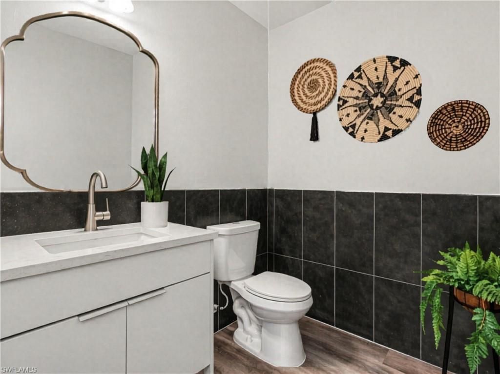 1727 NE 12th Ter, Cape Coral, FL 33909 Photo