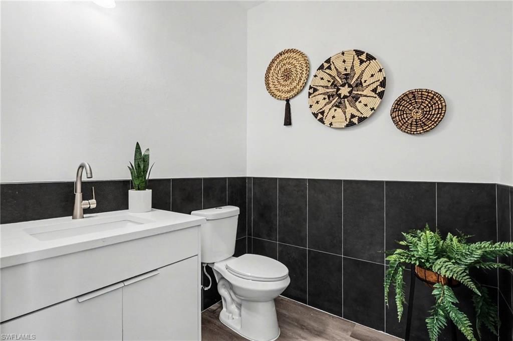 1727 NE 12th Ter, Cape Coral, FL 33909 Photo