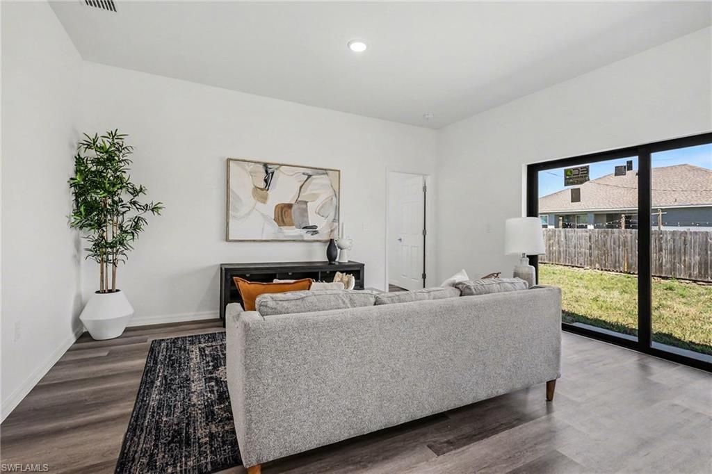 1727 NE 12th Ter, Cape Coral, FL 33909 Photo