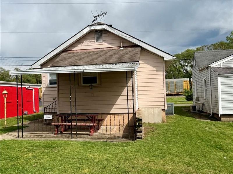 107 S Riverside Drive Drive, New Miami, OH 45011 Photo 7