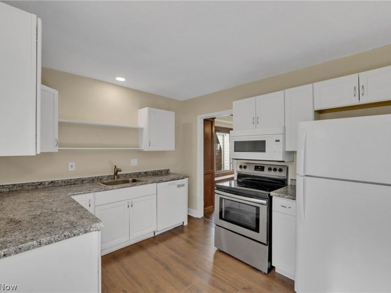 1381 S Green Road, South Euclid, OH 44121 Photo 9